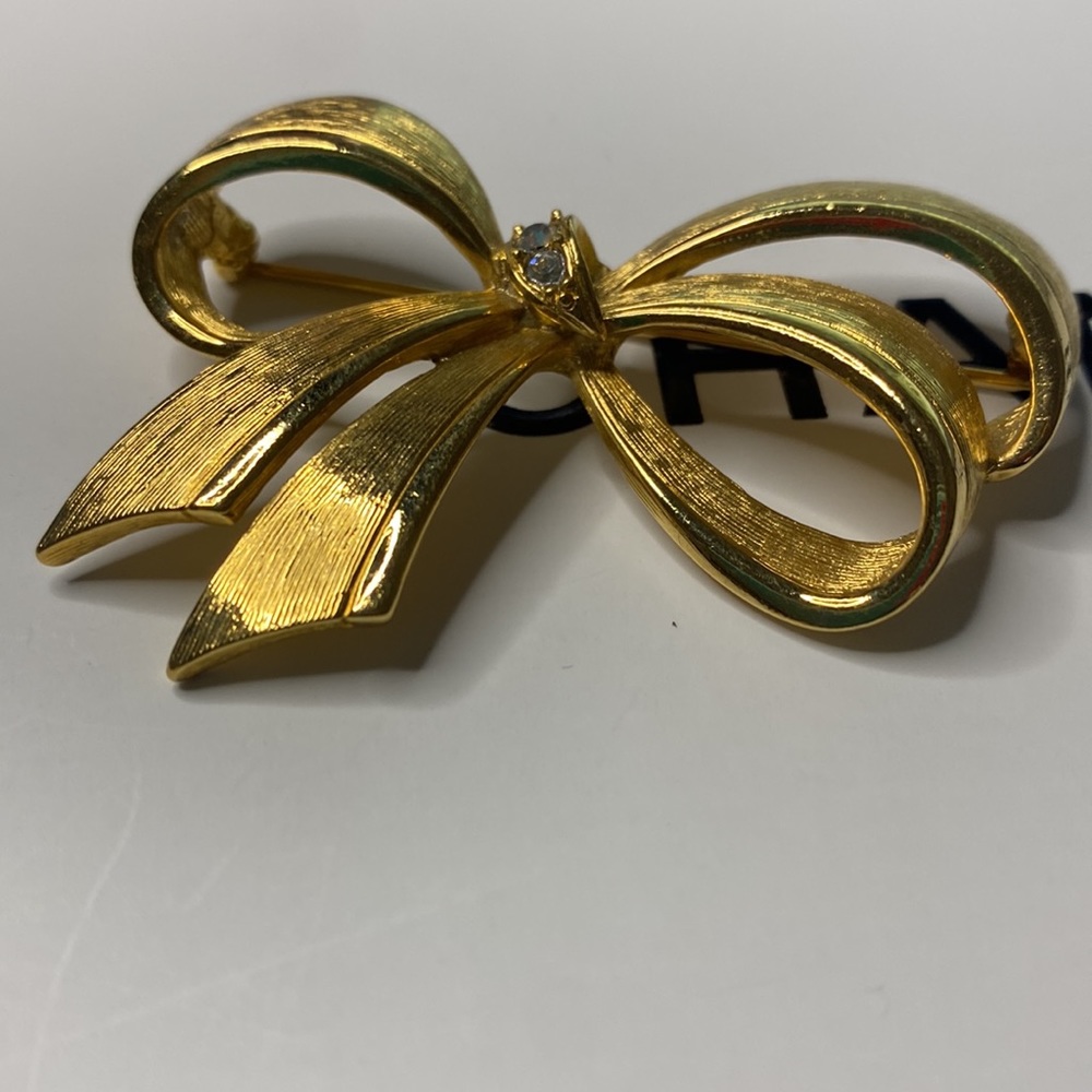 VTG Avon Gold tone bow brooch - Picture 5 of 7